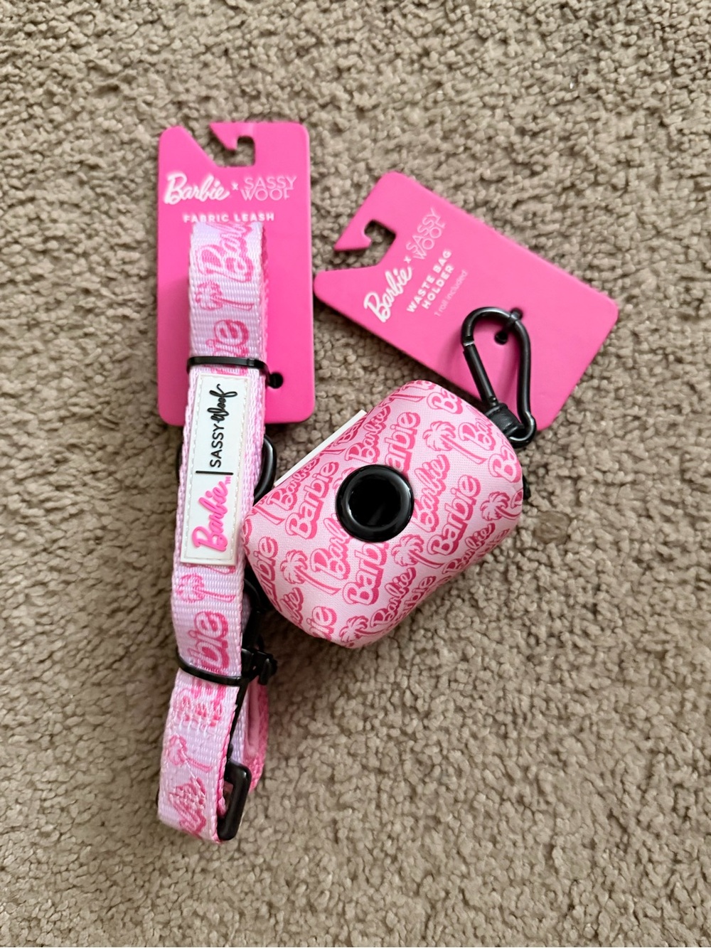 Barbie Pink Fabric Leash with Matching Pink Waste Bag Dispenser